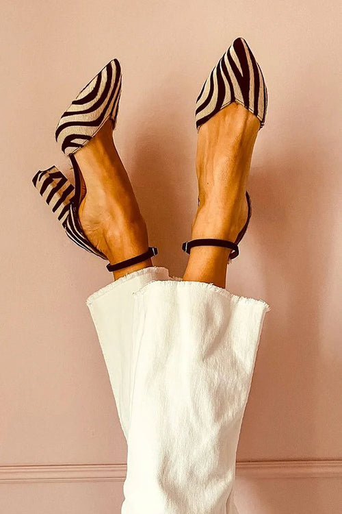 ZAPATOS DE TACÓN PUNTA ZEBRADA CON CINTURILLA