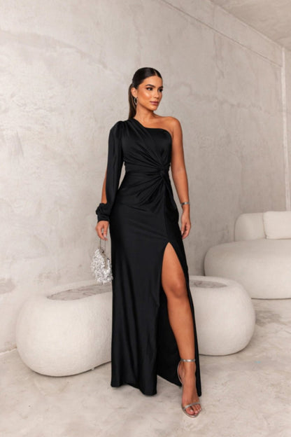 Camila║Vestido satinado de una manga