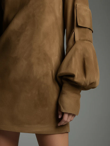 LIVIA║Miniabito oversize in camoscio con collo alto