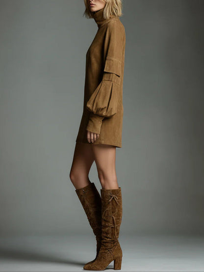 LIVIA║Miniabito oversize in camoscio con collo alto