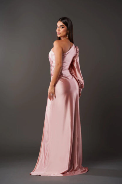 Camila║Vestido satinado de una manga